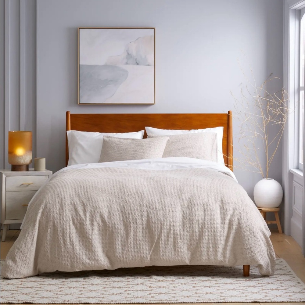 Elegant Cream Bedding Set